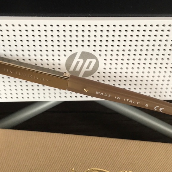 Burberry Eyeglass frames - Picture 11 of 11